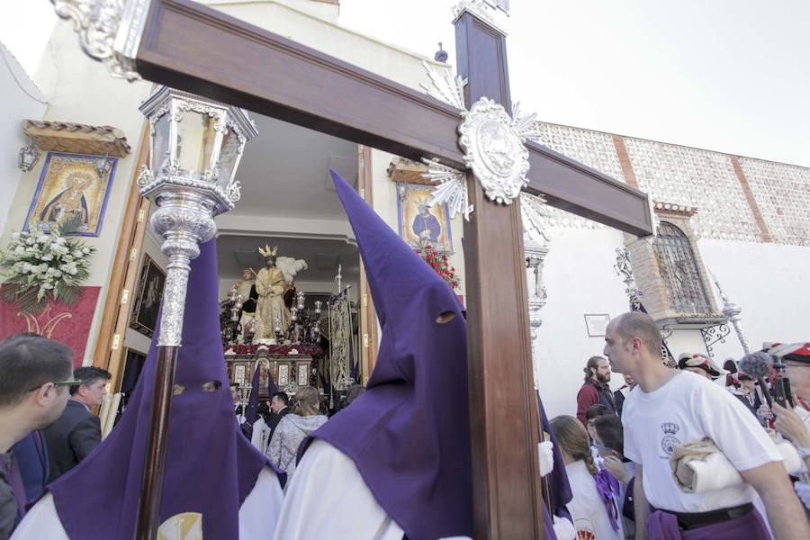 Gran sabor cofrade en el callejeo por las estrechas calles de su barrio, y lucido recorrido por las calles de San Ildefonso y carrera oficial