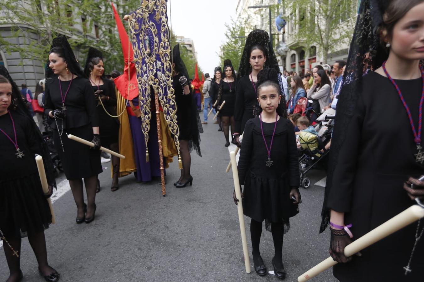 Emoción desbordada para recibir el Cristo del Consuelo y María Santísima del Sacromonte