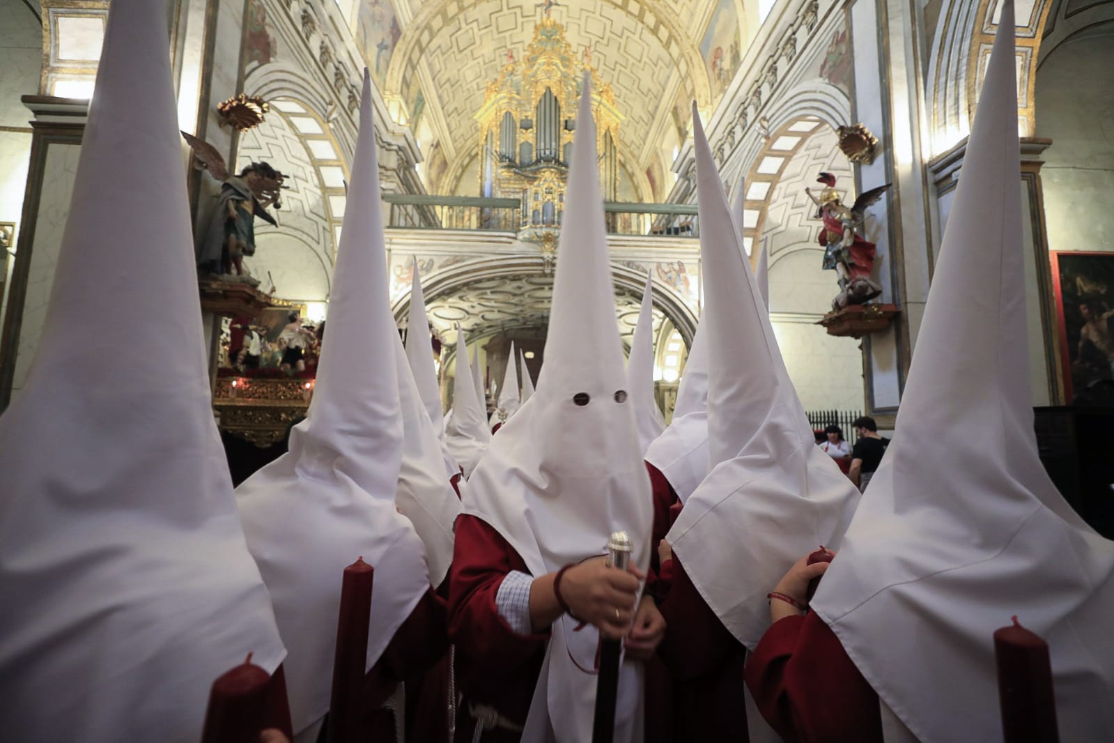 La cofradía de Nuestro Señor de la Meditación y María Santísima de los Remedios logra realizar su estación de penitencia