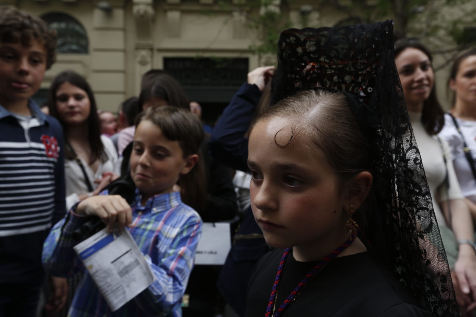 La Hermandad de Los Gitanos sale del Sagrado Corazón pero se tiene que quedr en la Catedral por la lluvia