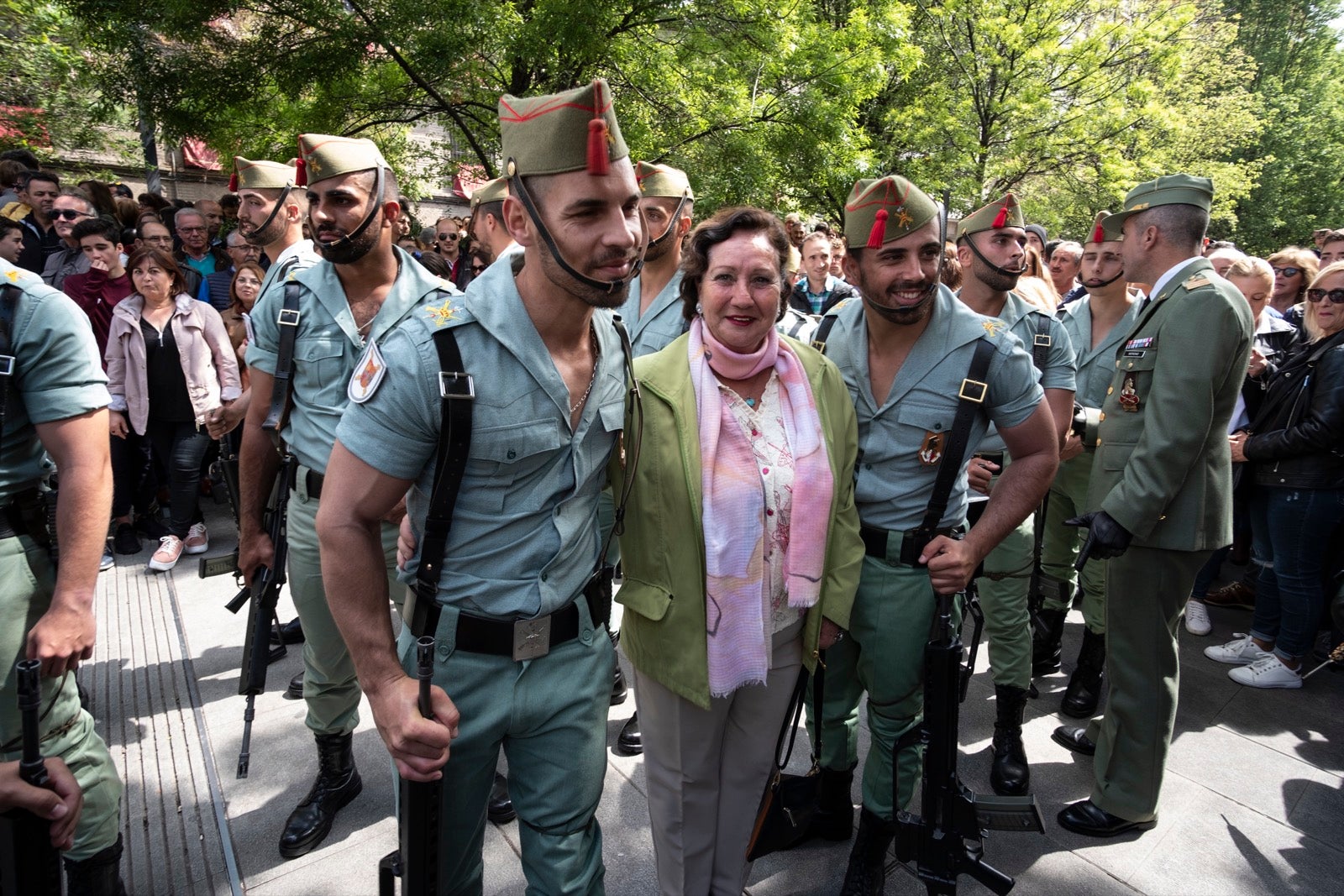 Los legionarios estarán esta tarde tras la cruz de guía de la cofradía de los Ferroviarios