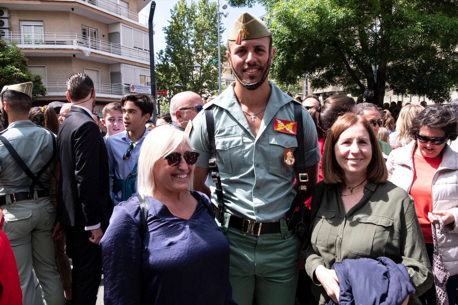 Los legionarios estarán esta tarde tras la cruz de guía de la cofradía de los Ferroviarios