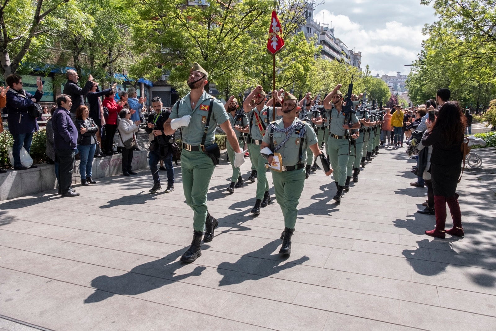 Los legionarios estarán esta tarde tras la cruz de guía de la cofradía de los Ferroviarios