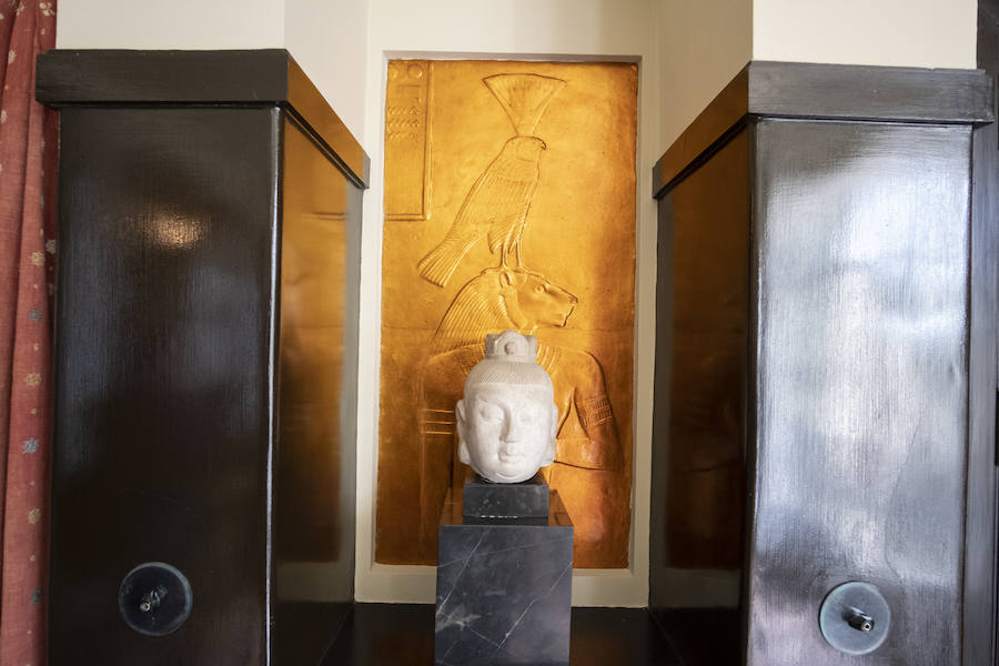 Estos son los 'tesoros' que guarda esta biblioteca