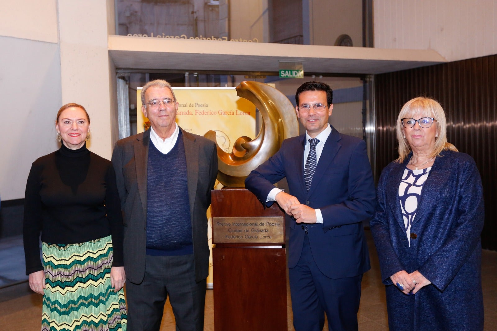 El acto de entrega de la décimo quinta edición del Premio Internacional de Poesía García Lorca sirve de homenaje al autor de Antioquía. 