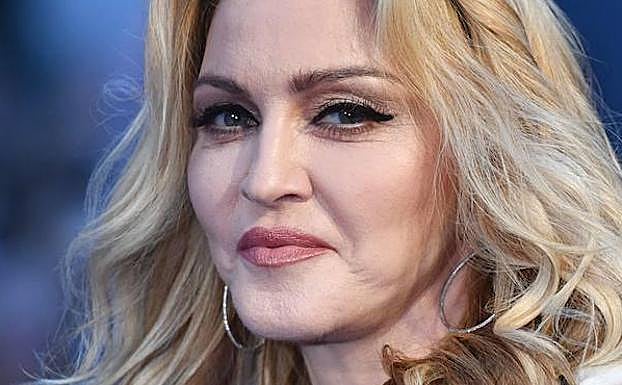 Palomo Spain viste a Madonna