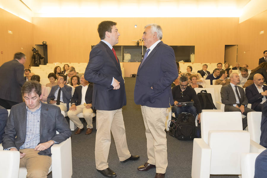 La Cámara de Comercio ha sido la sede de esta gala en la que se reconoce a empresas, colectivos y personas vinculadas a la agricultura y la ganadería de la provincia