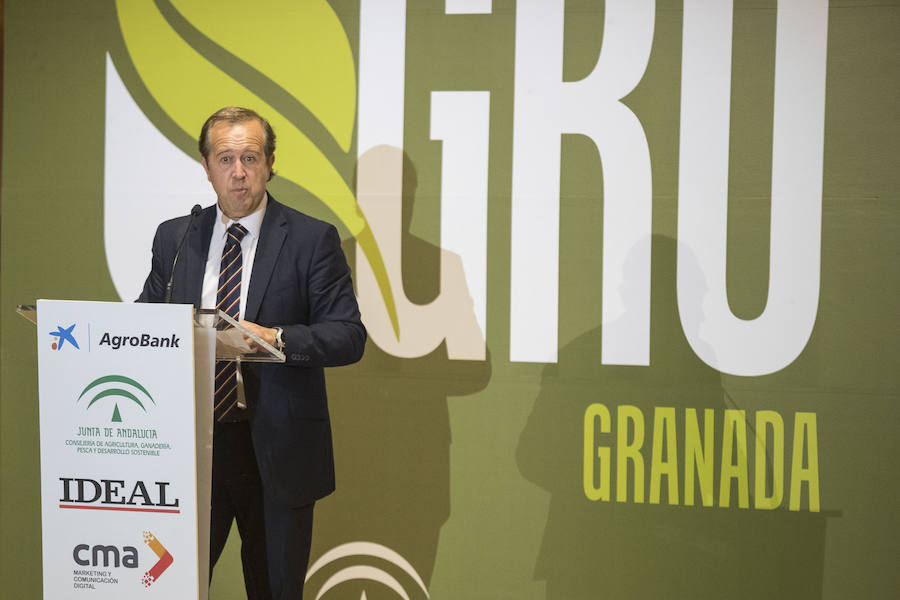 La Cámara de Comercio ha sido la sede de esta gala en la que se reconoce a empresas, colectivos y personas vinculadas a la agricultura y la ganadería de la provincia