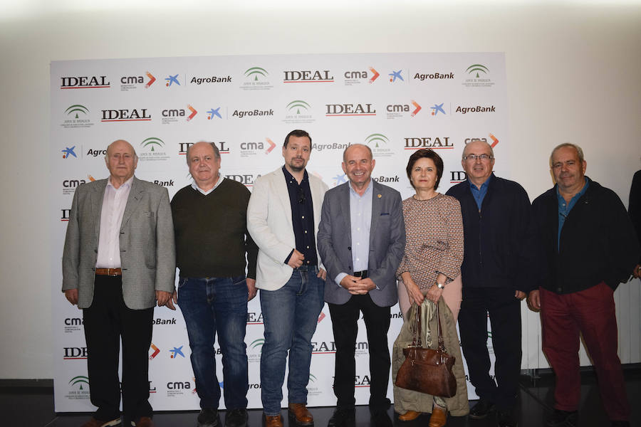 La Cámara de Comercio ha sido la sede de esta gala en la que se reconoce a empresas, colectivos y personas vinculadas a la agricultura y la ganadería de la provincia