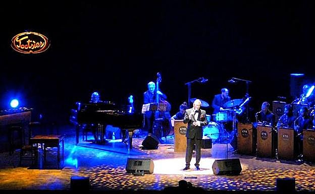 El Sinatra granadino triunfa en el 'Broadway' de Madrid