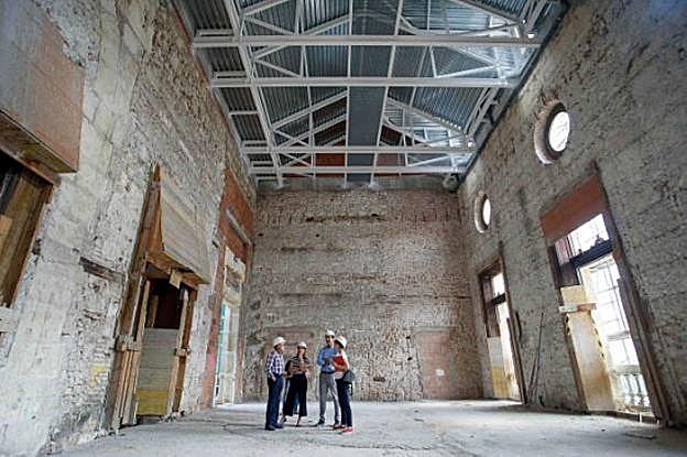 Una de las estancias del edificio que volverá a alojar al Ayuntamiento de la capital.