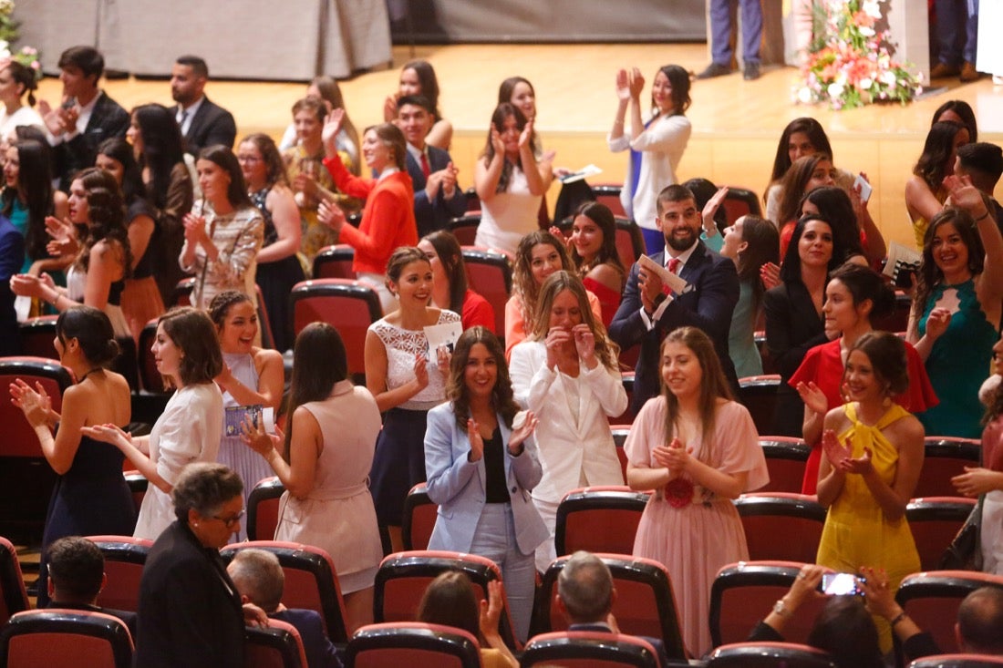 La facultad de Farmacia celebra su graduación 