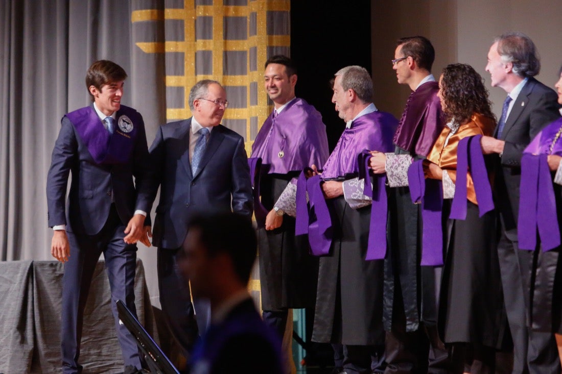 La facultad de Farmacia celebra su graduación 