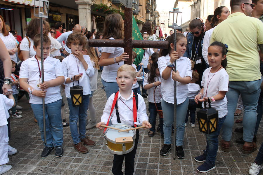 1.400 niños han participado en las 12 procesiones infantiles que han salido esta tarde