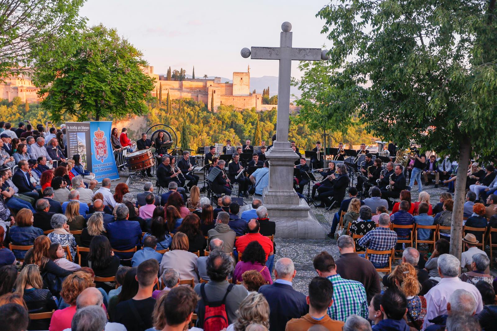 Fotos: Las mejores imágenes de la Noche en Blanco 2019 en Granada