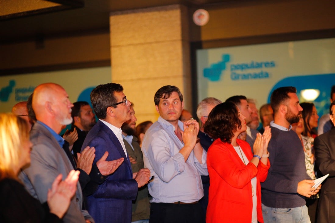 El líder del PP local vino acompañado de 