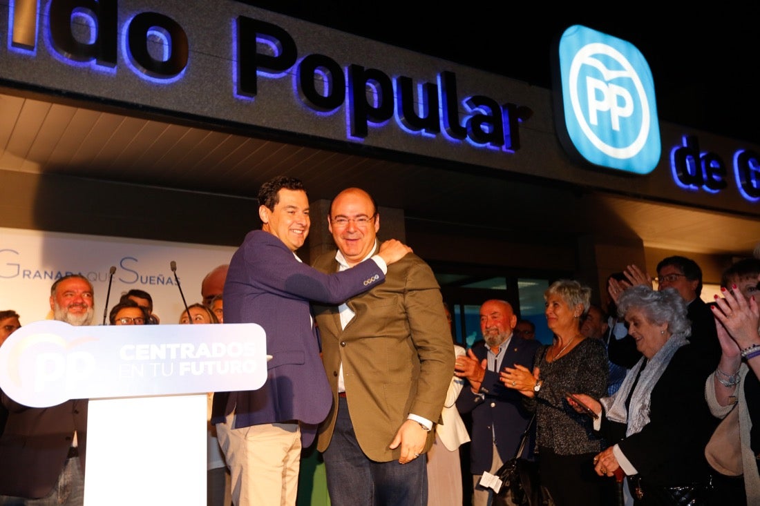 El líder del PP local vino acompañado de 