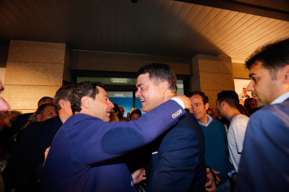 El líder del PP local vino acompañado de 