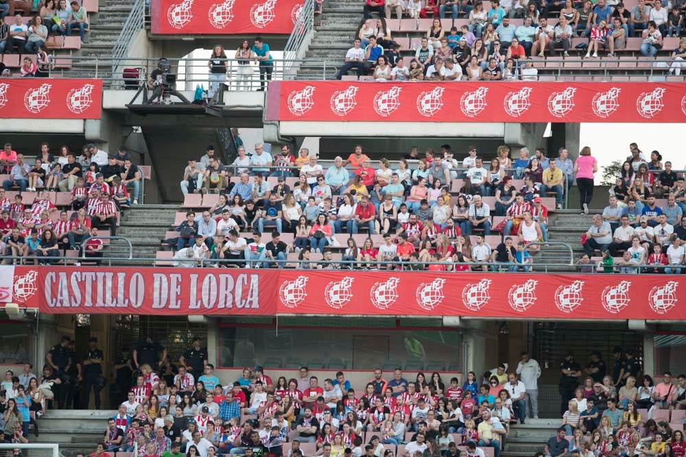 ¿Estuviste en el partido del final de la Copa de la Reina? Búscate en las gradas