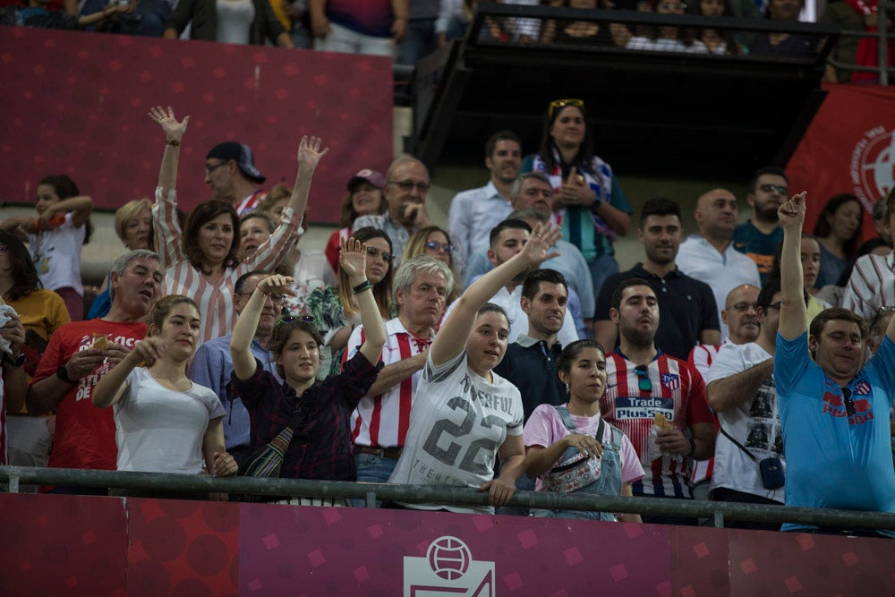 ¿Estuviste en el partido del final de la Copa de la Reina? Búscate en las gradas