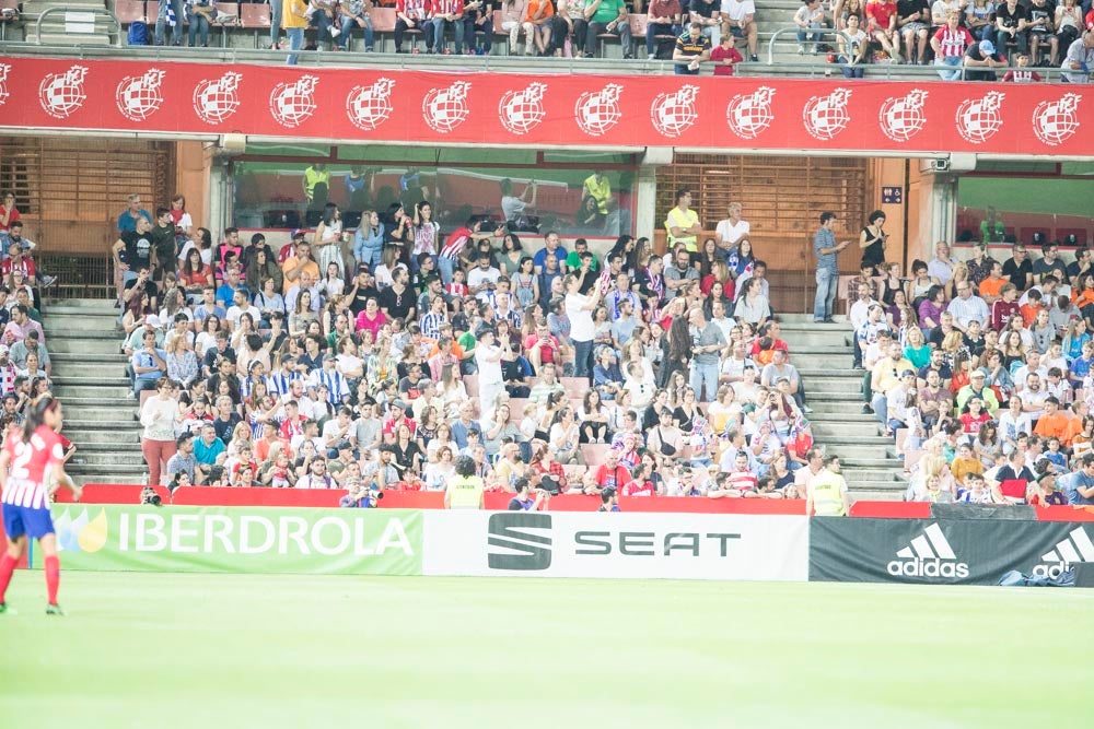 ¿Estuviste en el partido del final de la Copa de la Reina? Búscate en las gradas