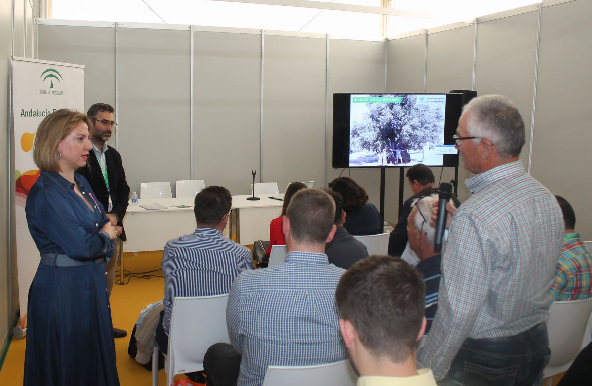 Gran ambiente en la feria expoliva durante su tercera jornada