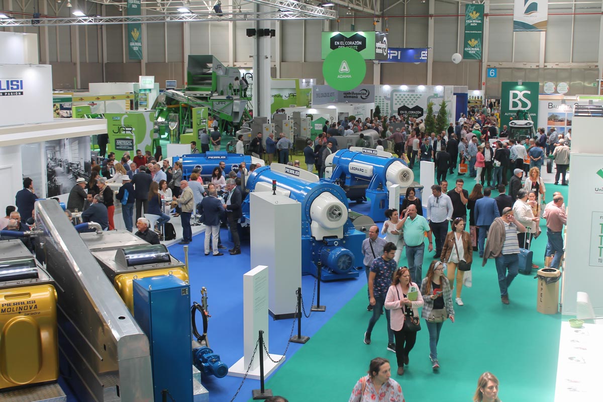 Gran ambiente en la feria expoliva durante su tercera jornada
