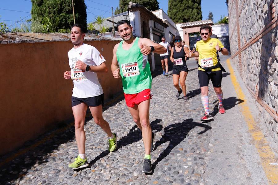 Un total de 13.1 kilómetros, dos menos que la pasada edición, y un desnivel acumulado de 207 metros de auténtica belleza por los barrios del Albaicín y el Sacromonte, dejando la Alhambra a la espalda, sin dejar de recorrer también los espacios más emblemáticos de la capital