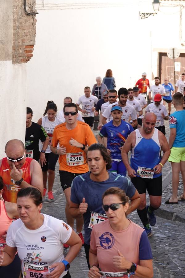 Un total de 13.1 kilómetros, dos menos que la pasada edición, y un desnivel acumulado de 207 metros de auténtica belleza por los barrios del Albaicín y el Sacromonte, dejando la Alhambra a la espalda, sin dejar de recorrer también los espacios más emblemáticos de la capital