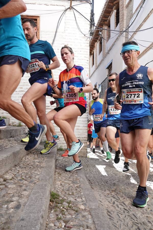 Un total de 13.1 kilómetros, dos menos que la pasada edición, y un desnivel acumulado de 207 metros de auténtica belleza por los barrios del Albaicín y el Sacromonte, dejando la Alhambra a la espalda, sin dejar de recorrer también los espacios más emblemáticos de la capital