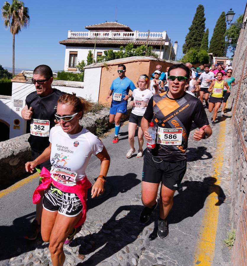 Un total de 13.1 kilómetros, dos menos que la pasada edición, y un desnivel acumulado de 207 metros de auténtica belleza por los barrios del Albaicín y el Sacromonte, dejando la Alhambra a la espalda, sin dejar de recorrer también los espacios más emblemáticos de la capital