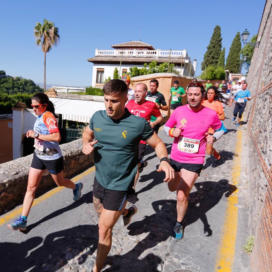 Un total de 13.1 kilómetros, dos menos que la pasada edición, y un desnivel acumulado de 207 metros de auténtica belleza por los barrios del Albaicín y el Sacromonte, dejando la Alhambra a la espalda, sin dejar de recorrer también los espacios más emblemáticos de la capital