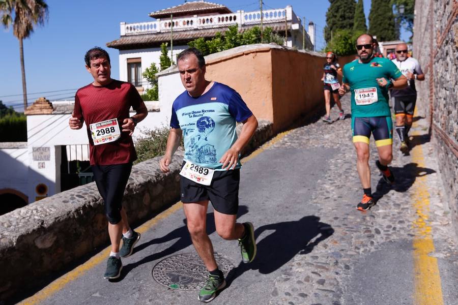 Un total de 13.1 kilómetros, dos menos que la pasada edición, y un desnivel acumulado de 207 metros de auténtica belleza por los barrios del Albaicín y el Sacromonte, dejando la Alhambra a la espalda, sin dejar de recorrer también los espacios más emblemáticos de la capital