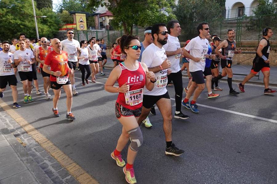 Un total de 13.1 kilómetros, dos menos que la pasada edición, y un desnivel acumulado de 207 metros de auténtica belleza por los barrios del Albaicín y el Sacromonte, dejando la Alhambra a la espalda, sin dejar de recorrer también los espacios más emblemáticos de la capital