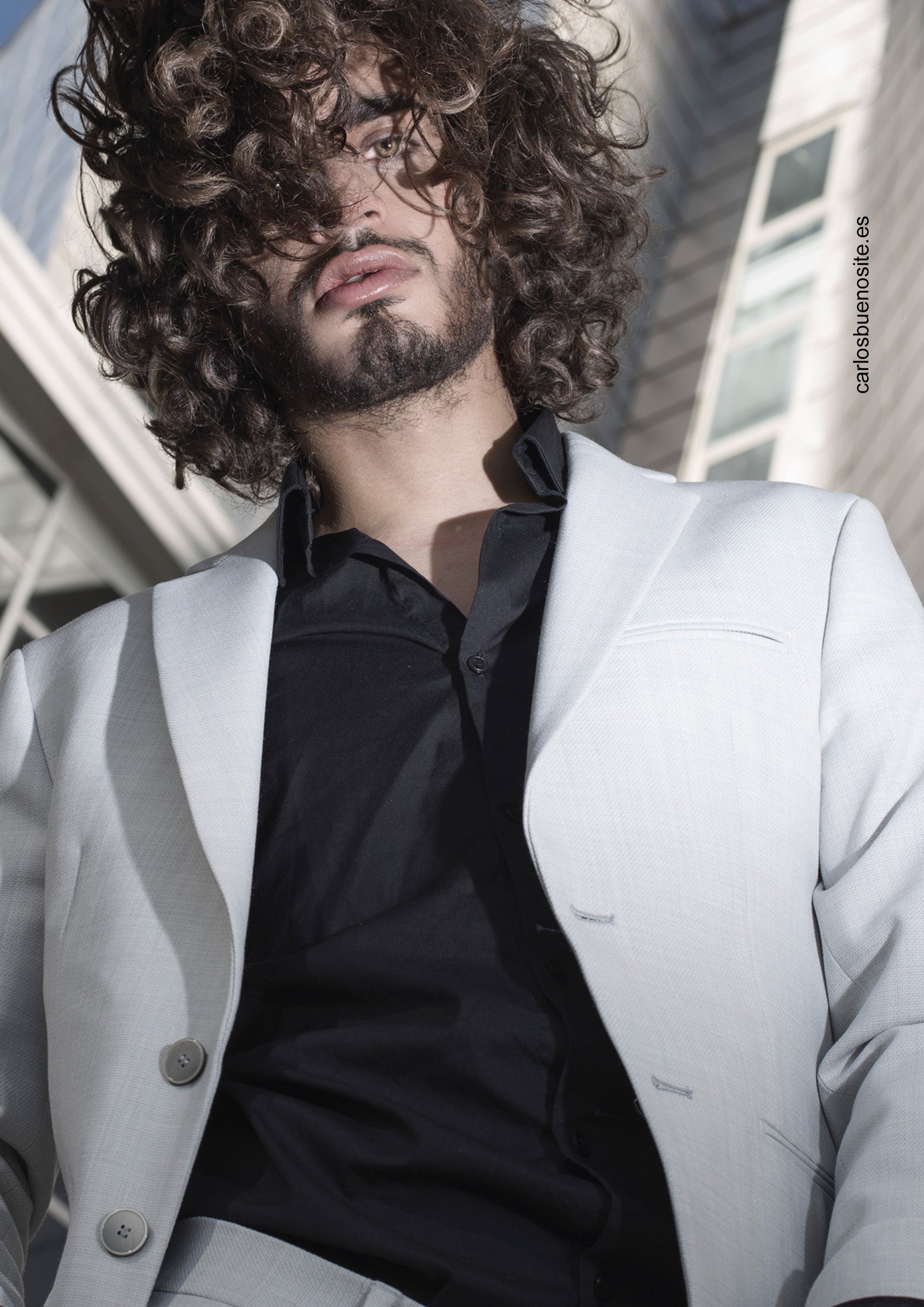 Este estudiante de Ingeniería de Caminos de la UGR se ha convertido en un 'influencer' con miles de seguidores en Instagram