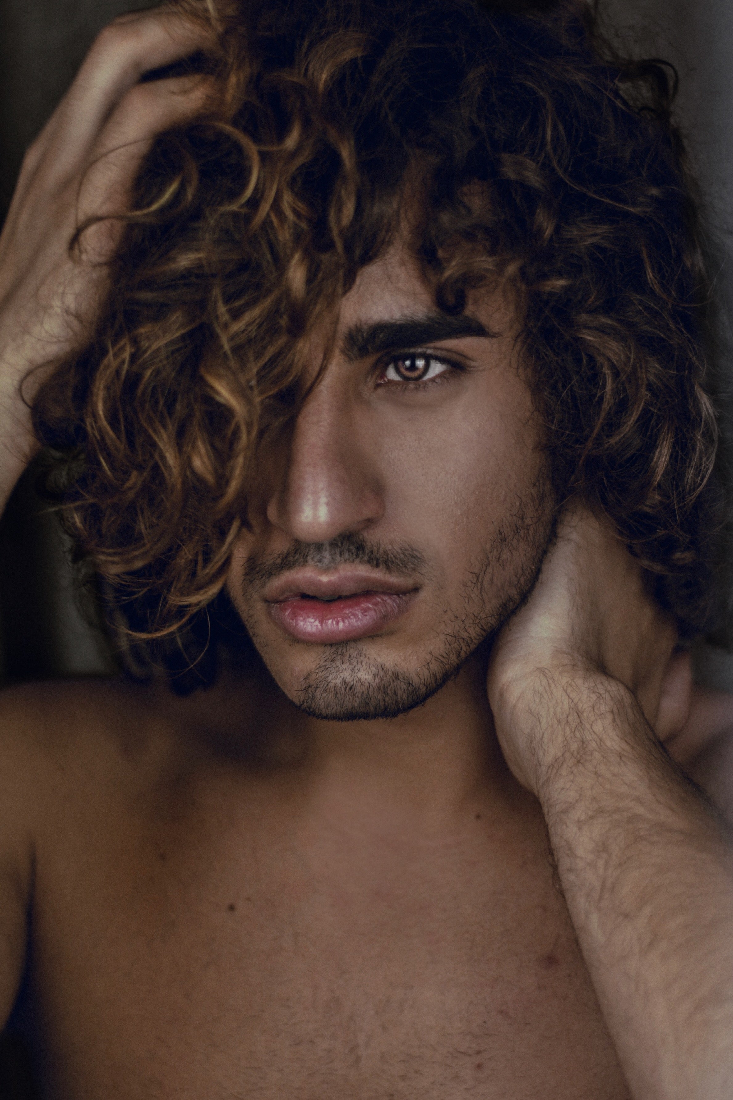 Este estudiante de Ingeniería de Caminos de la UGR se ha convertido en un 'influencer' con miles de seguidores en Instagram