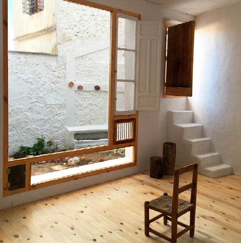 Premio García de Paredes interiorismo. Mención: Corral y patio. Jose Luis Concha Jerónimo, Álvaro Gor Gómez y Carlos Gor Gómez. 