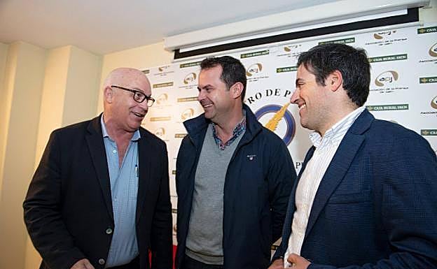 El sector del aceite recupera la unidad con el precio rozando el precio histórico de ruina