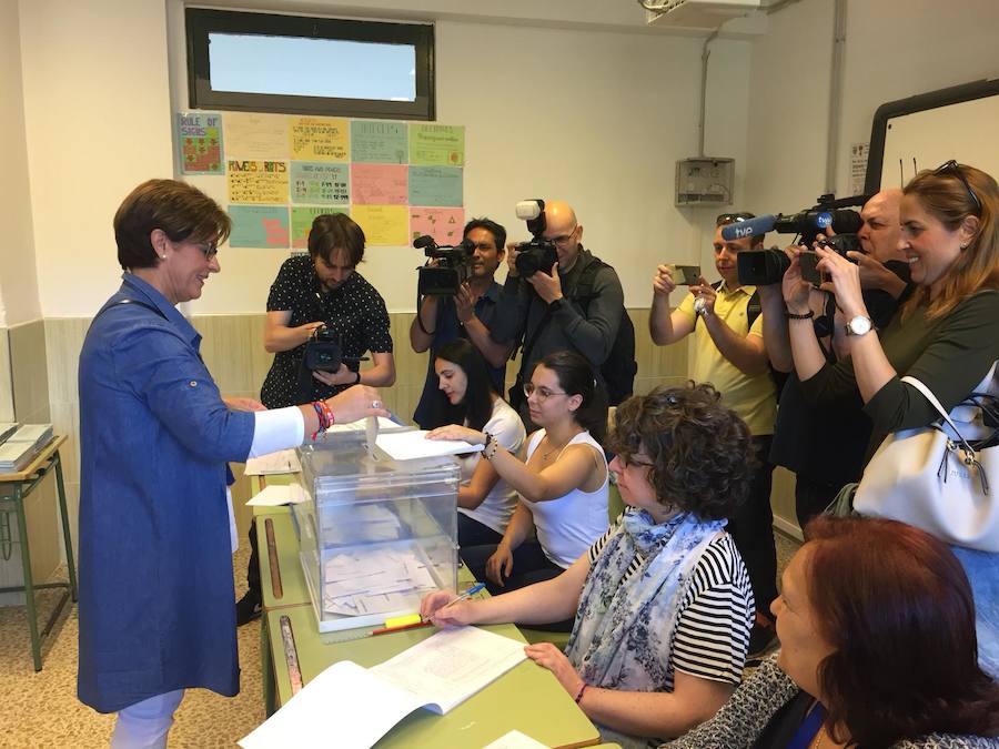 Fotos: Las imágenes de la jornada electoral en Almería