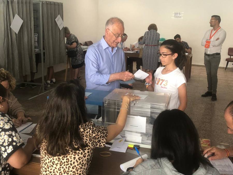 Fotos: Las imágenes de la jornada electoral en Almería