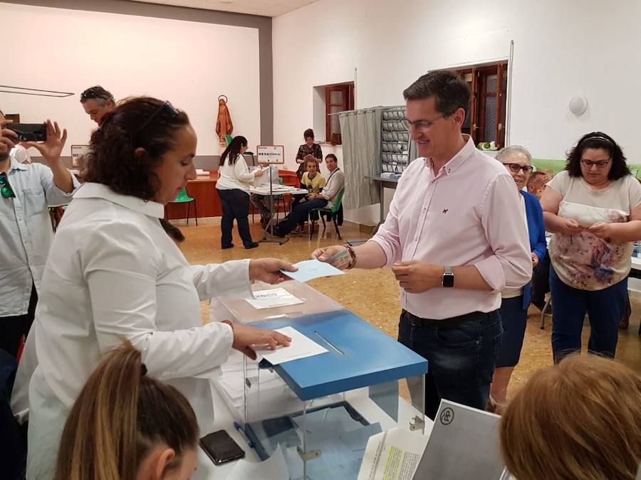 Fotos: Las imágenes de la jornada electoral en Almería