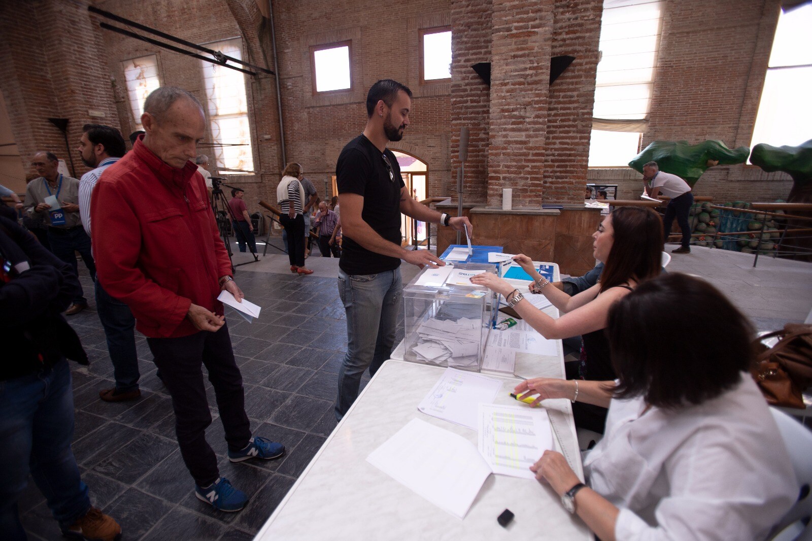 Votaciones en Granada