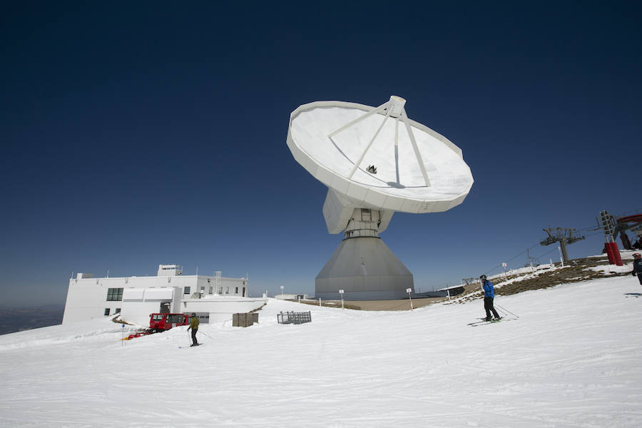 Fotos: Visita al radiotelescopio de Sierra Nevada