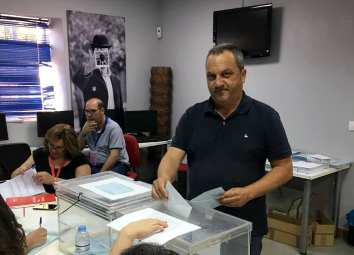 Fotos: Candidatos votando en los principales pueblos de la provincia