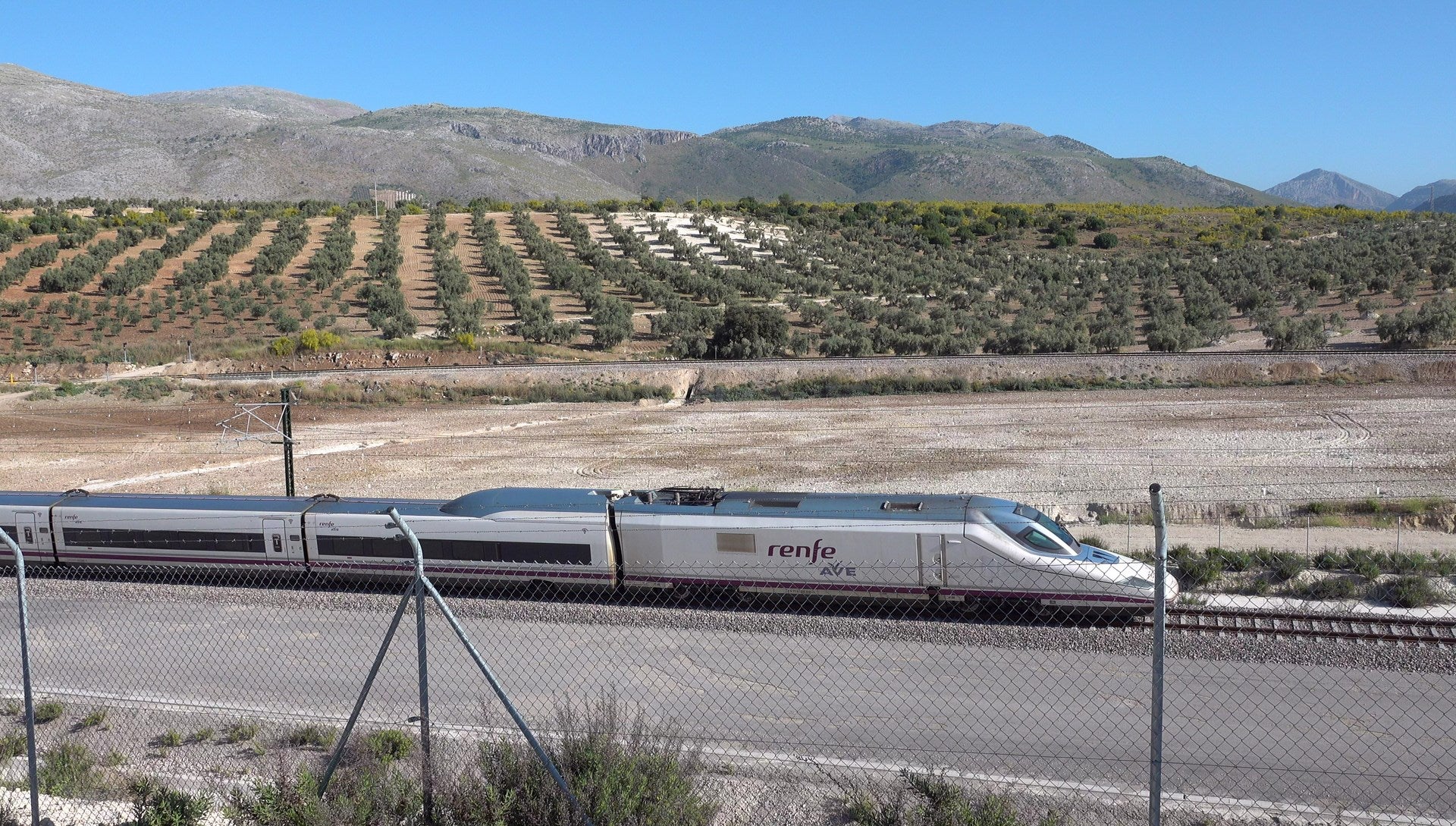 Los tests de fiabilidad avanzan con la previsión de completar los viajes entre Granada y Antequera en un tiempo inferior a los 50 minutos