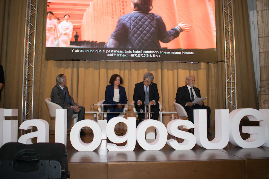 Fotos: El embajador de Japón participa junto a Josep Piqué en Diálogos con la sociedad de la UGR