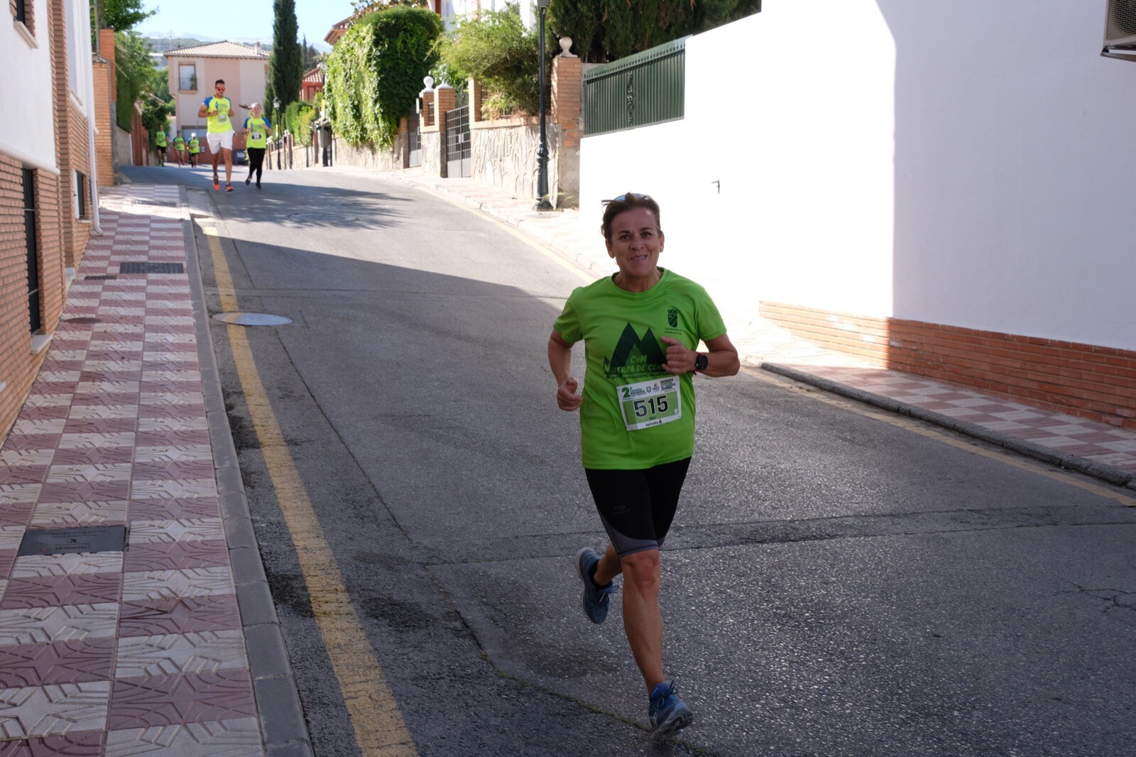 Con modalidades infantiles, una march-carrera y una prueba absoluta de 7 kilómetros, la carrera solidaria de Cájar ha celebrado su segunda edición con un gran ambiente