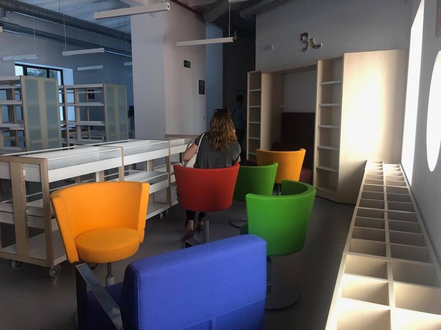 El Ayuntamiento abre por primera vez las puertas de la José María Artero una vez que ya se ha equipado | Destaca por sus estancias amplias, coloridas, luminosas y acogedoras