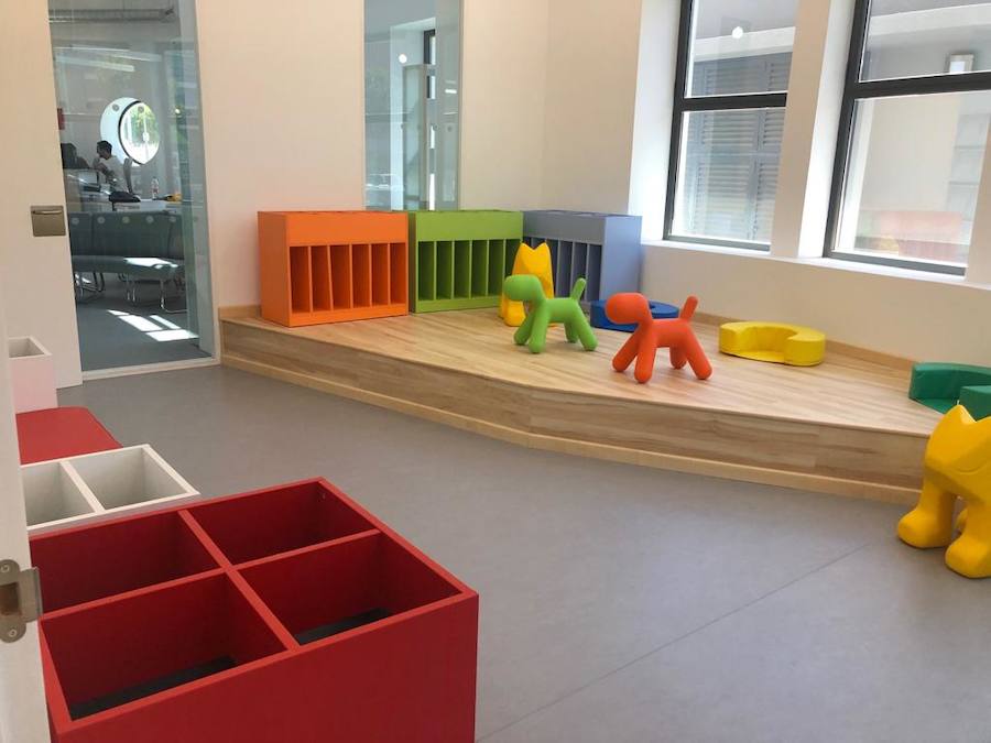 El Ayuntamiento abre por primera vez las puertas de la José María Artero una vez que ya se ha equipado | Destaca por sus estancias amplias, coloridas, luminosas y acogedoras