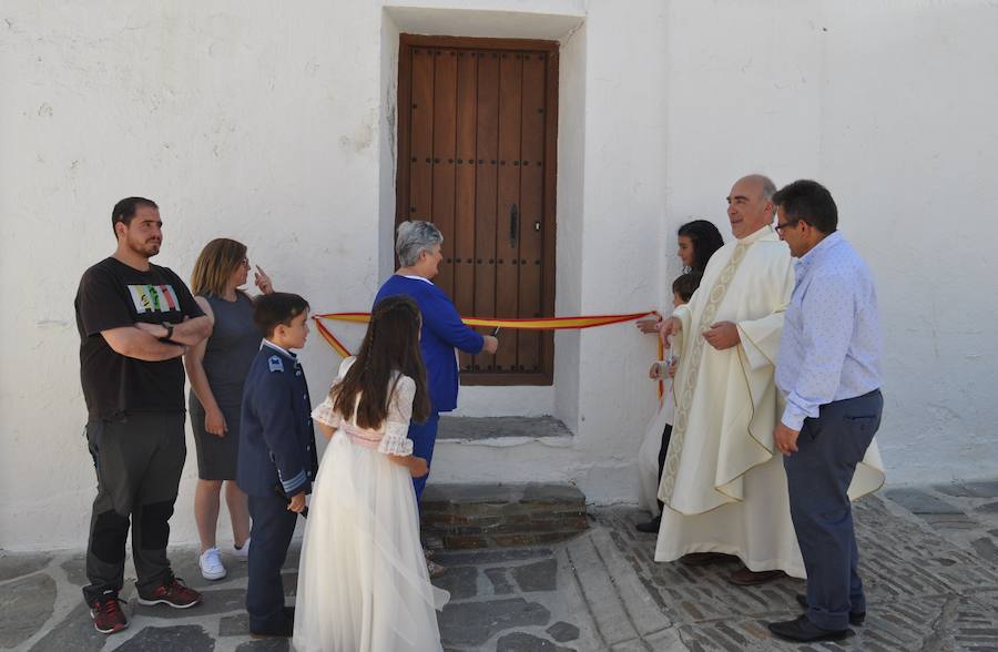 La Archidiócesis de Granada ya dispone del primer campanario-museo en la iglesia de este municipio alpujarreño situado en el Parque Protegido de Sierra Nevada